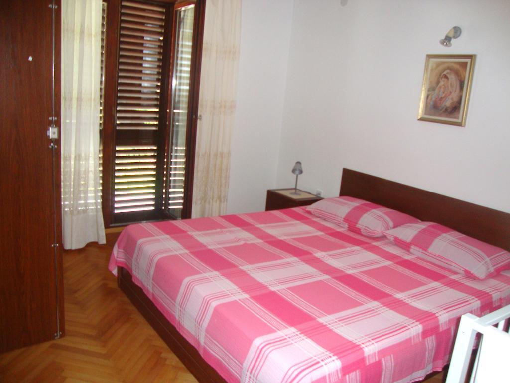 Apartments Rubinic Jelsa  Cameră foto